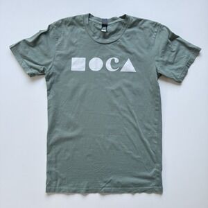 MOCA Logo Short Sleeve Crew Neck T-Shirt Small Green Museum Contemporary Art‎